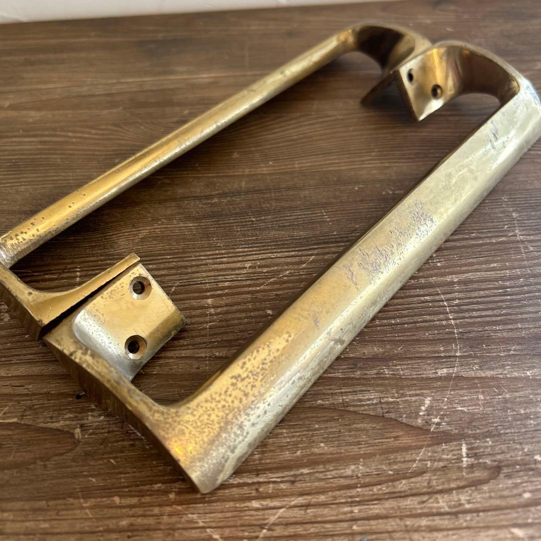 英国アンティーク　真鍮製ドアハンドル　2本ペア