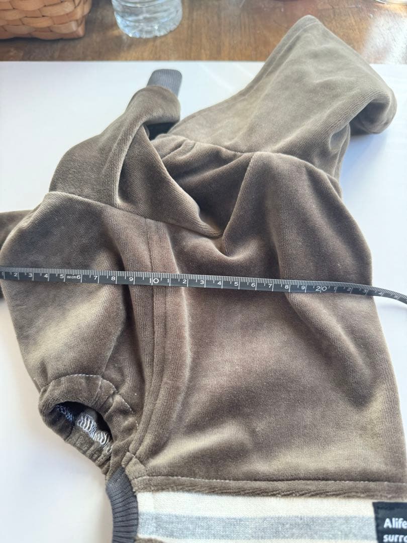 ベロアのロンパース③ イタグレ服　犬服　ハンドメイド