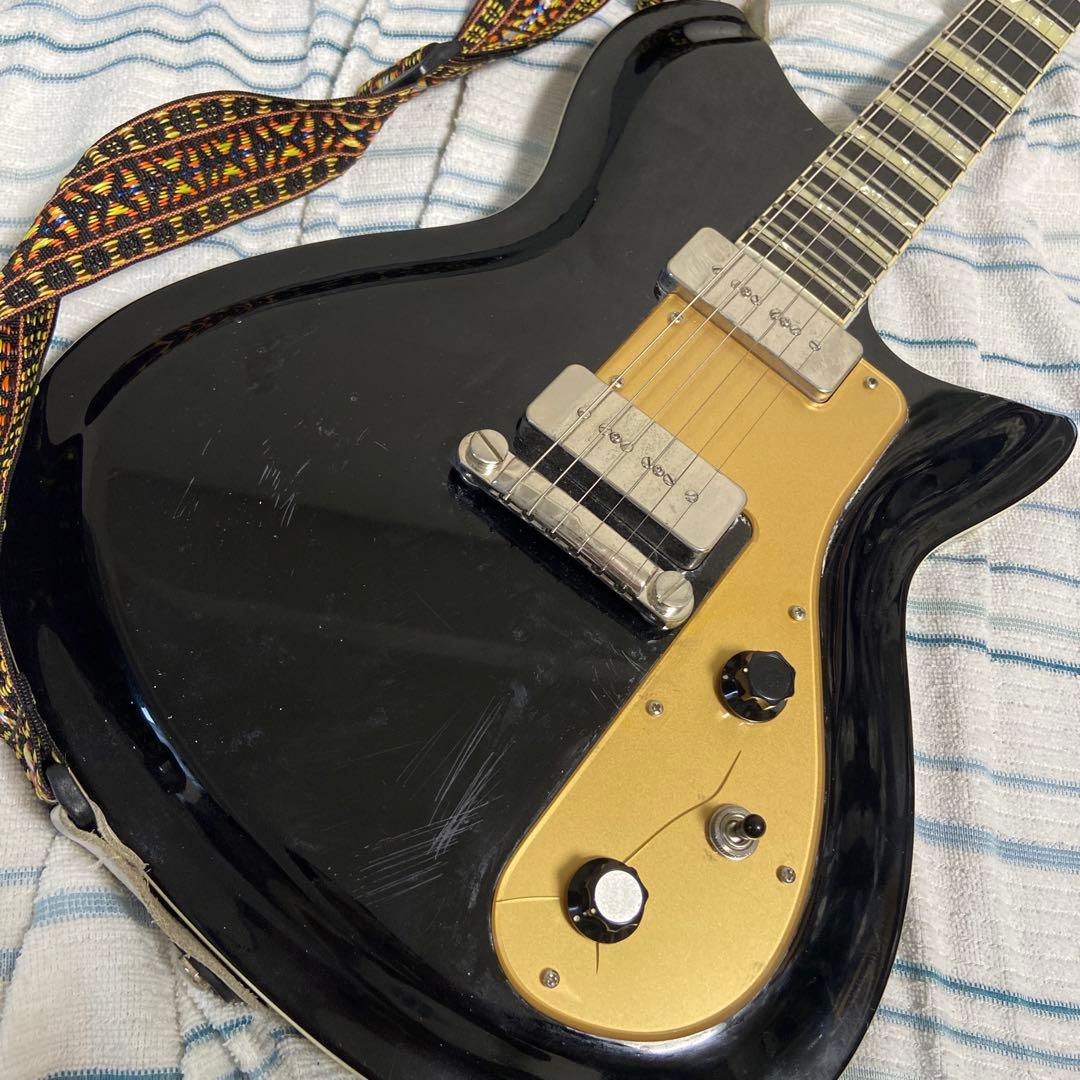 Rivolta Guitars COMBINATA VII/Tor •Black