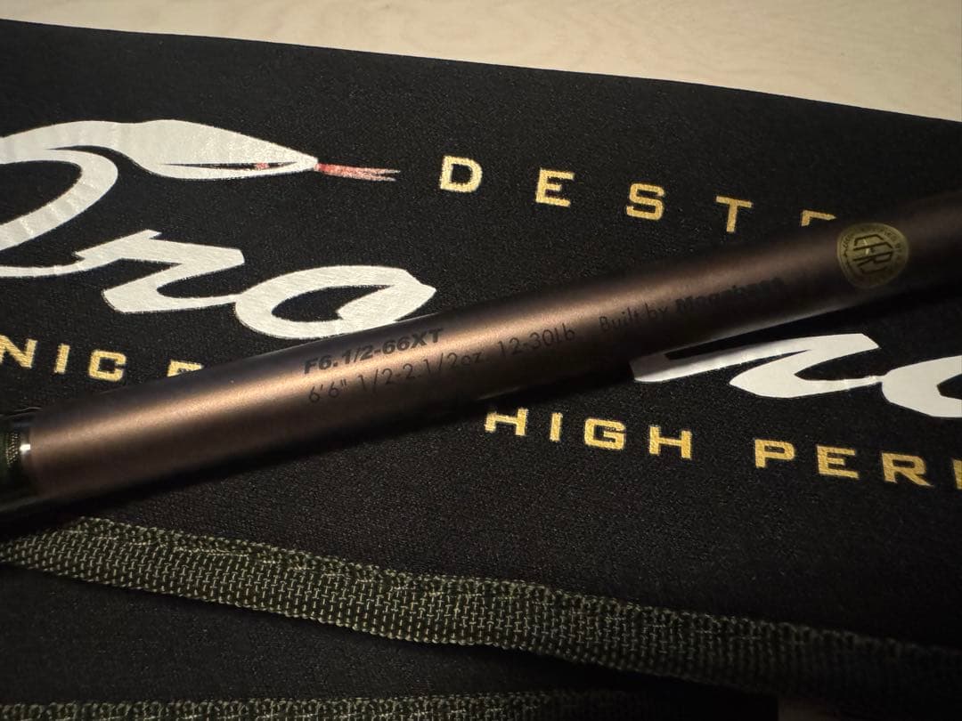 メガバス　オロチx10 Destruction66 F6.1/2-66XT