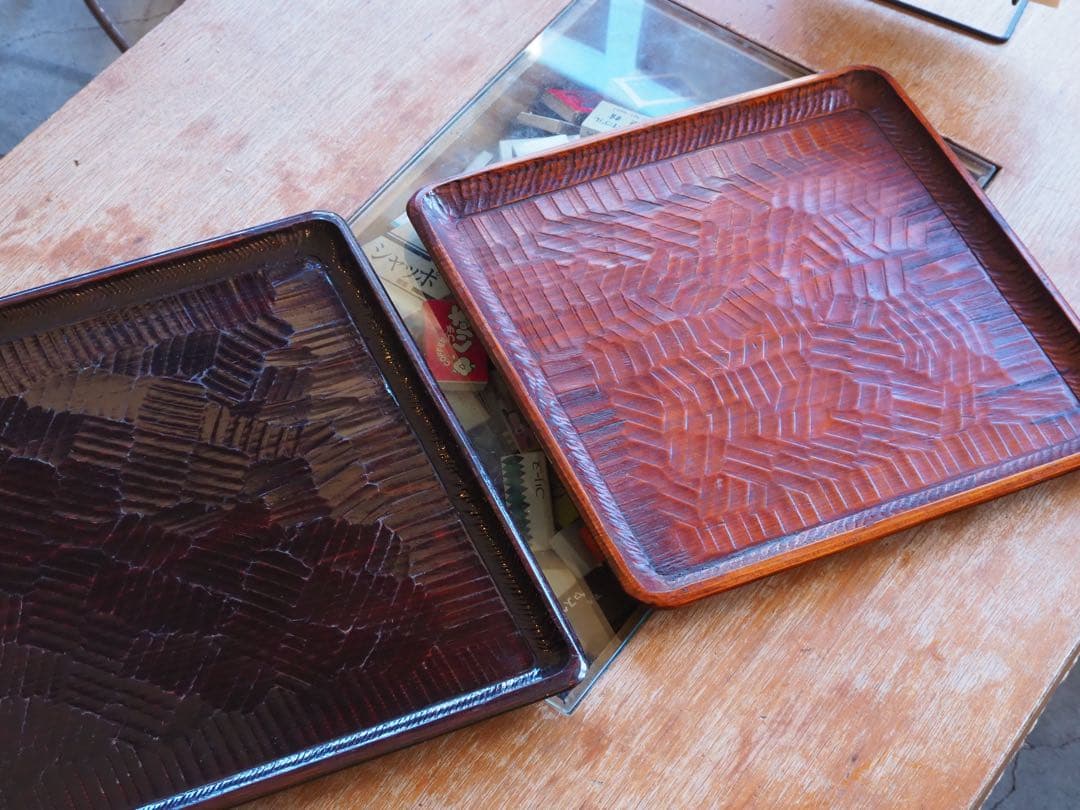 讃岐盆　超美品　木製彫刻模様入り　正方形　お盆　トレー　3枚セット