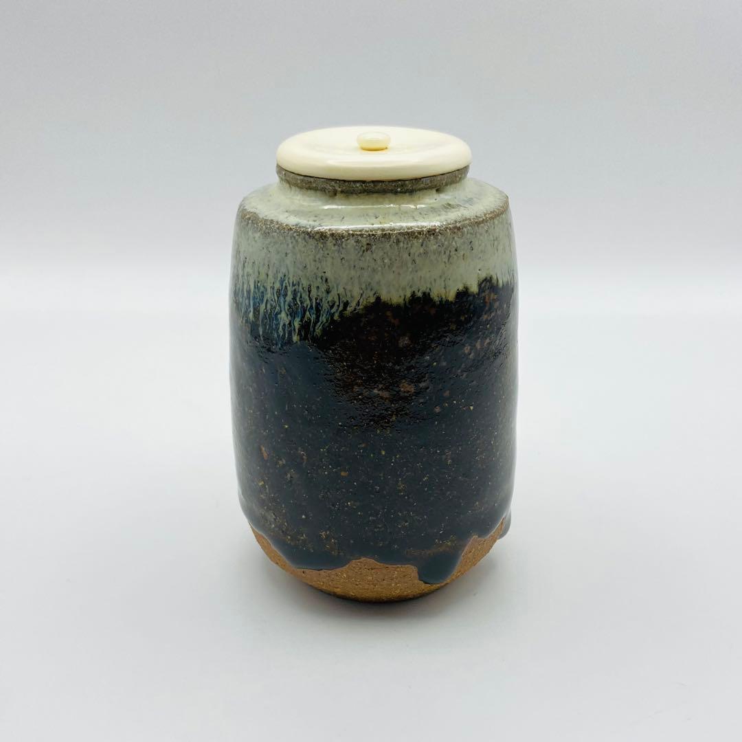 肩衝茶入 唐津焼　峰松義人　共箱入　仕覆:伊藤間道　茶道具　濃茶器　伝統工芸品