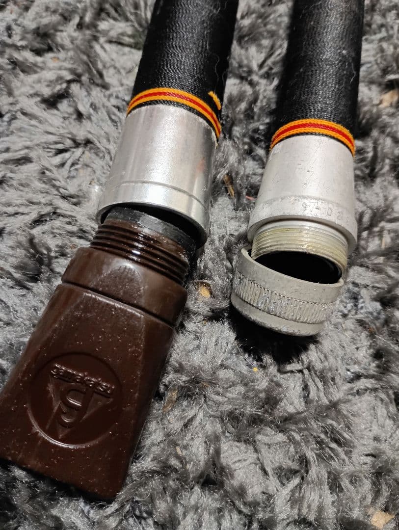 がまかつ がま磯 中硬2号5m & 硬調4号5m　まとめて2本