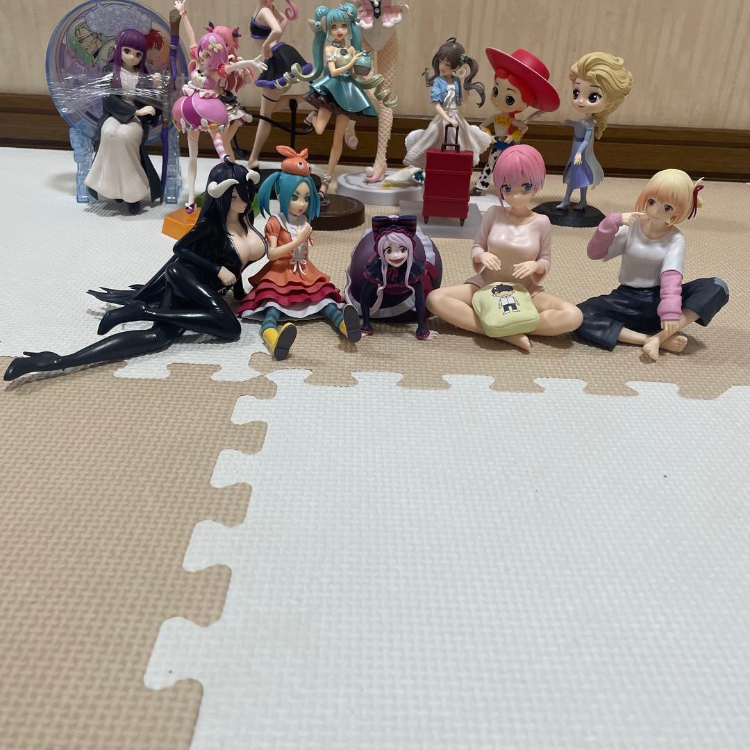 美少女フィギュア24体まとめ売り