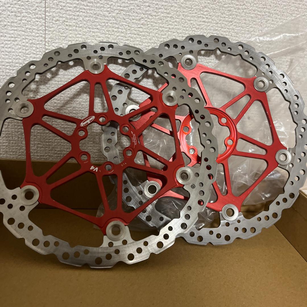 HOPE TECH3レバー、V4キャリパーセット