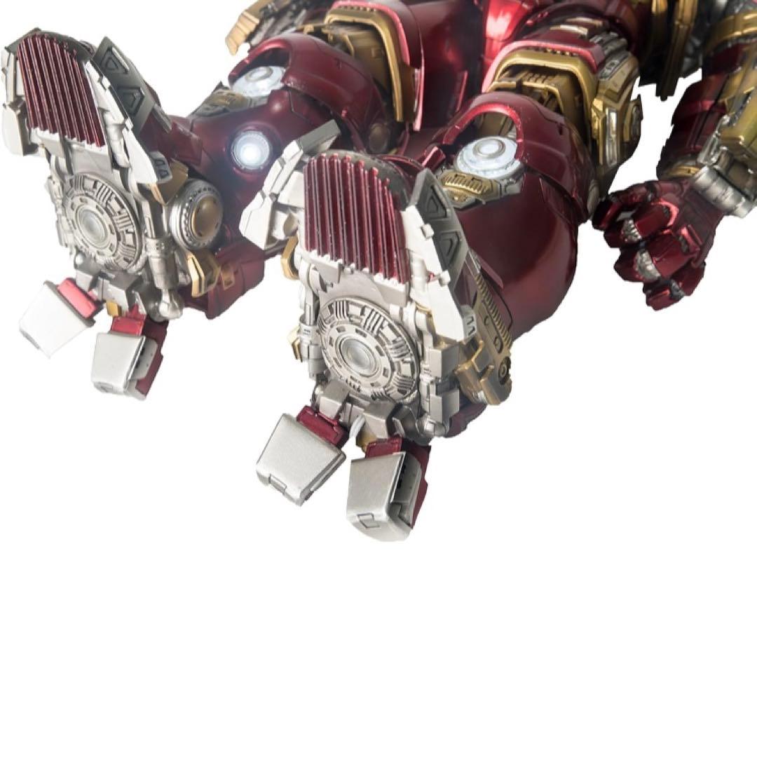 Commicave Studios アイアンマン ハルクバスター フィギュア