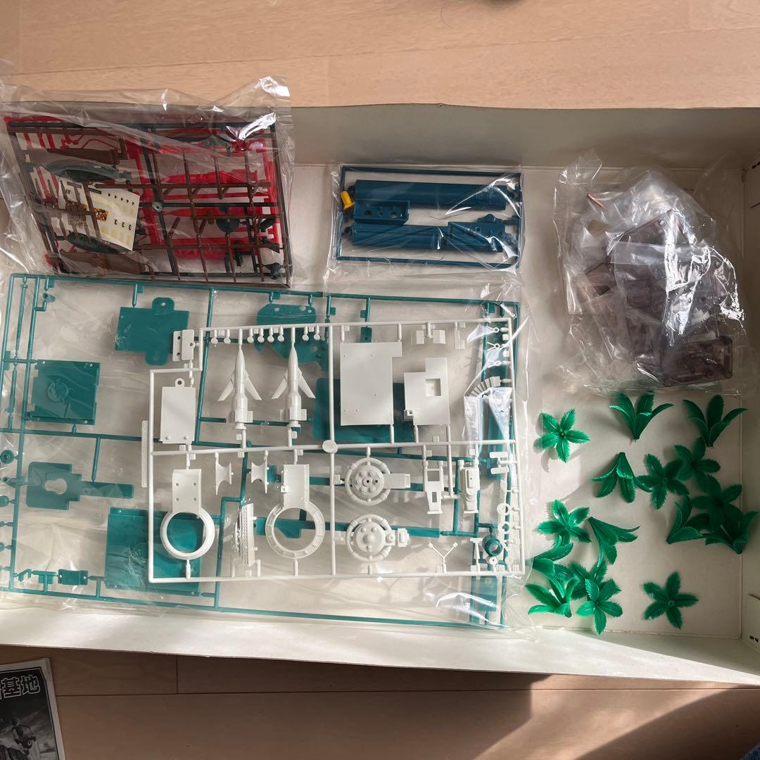 サンダーバード秘密基地プラモデル〜 THUNDERBIRDS