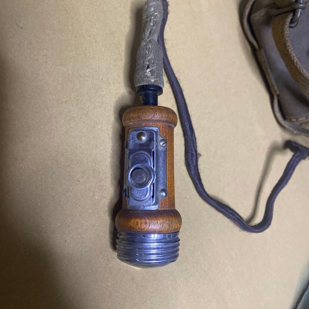 旧日本軍　図嚢 懐中電灯付き