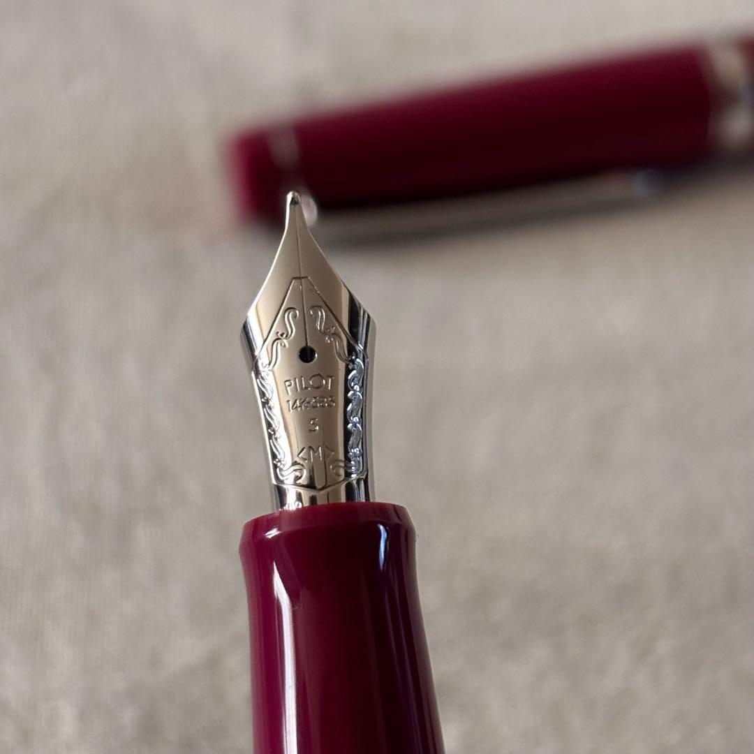 PILOTパイロットカスタム　ヘリテイジ91万年筆 山葡萄（yama-budo）