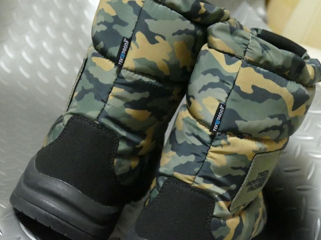 ★ノースフェイス★ベクティブエクスプロリスミッドフューチャーライト★25.0