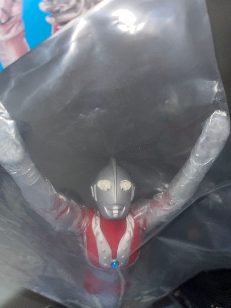 レア ウルトラマン ゾフィー フィギュア 飛んでるウルトラマン