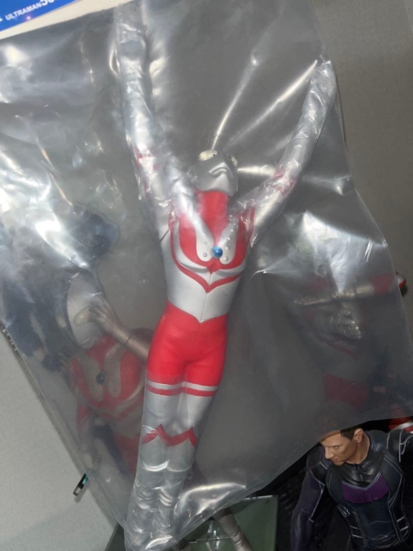 レア ウルトラマン ゾフィー フィギュア 飛んでるウルトラマン