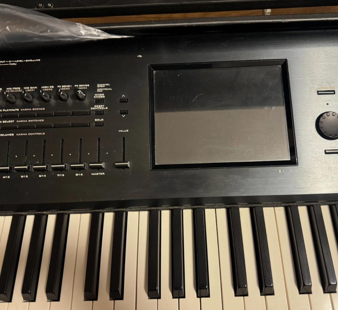 Korg Kronos 73鍵 シンセサイザー