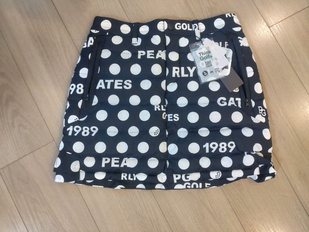 新品タグ付き！冬用　 パーリー　PEARLY GATES スカート