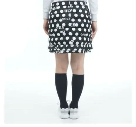 新品タグ付き！冬用　 パーリー　PEARLY GATES スカート