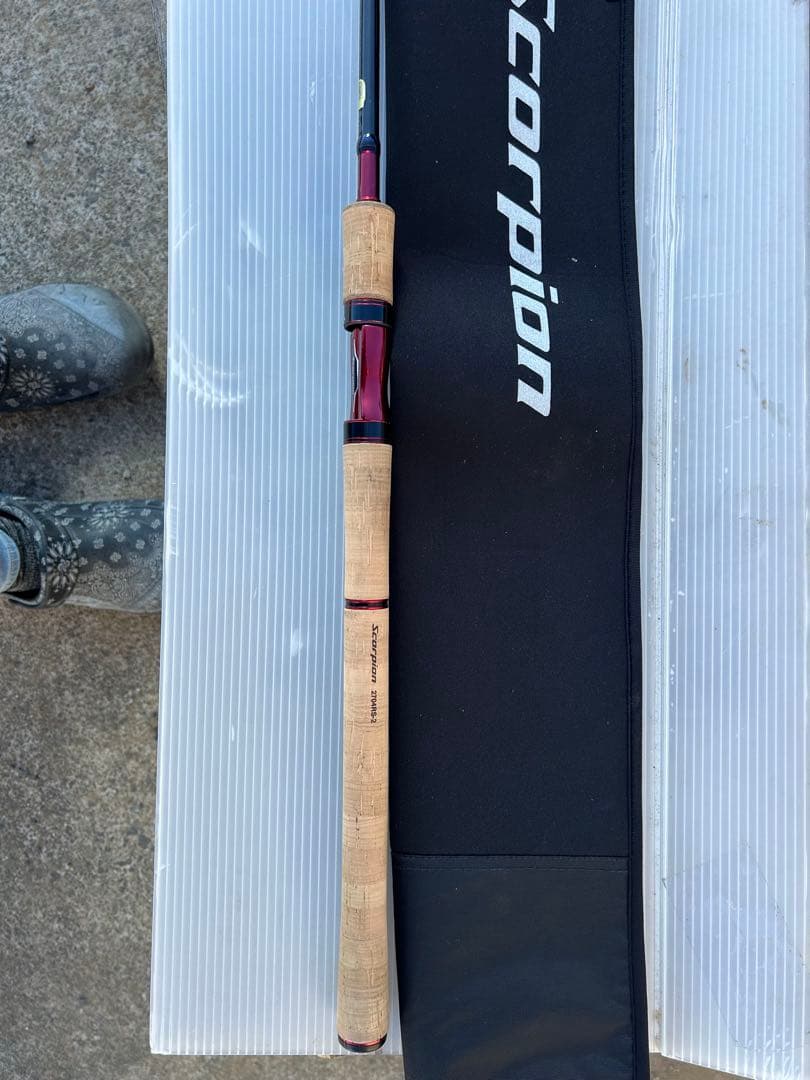 シマノ　スコーピオン2704 グリップのみ