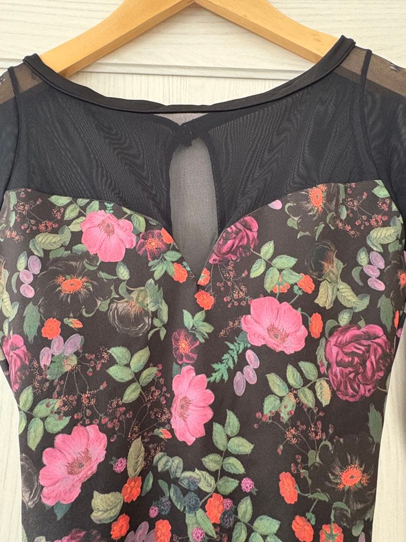 stina レオタード　長袖Mサイズ