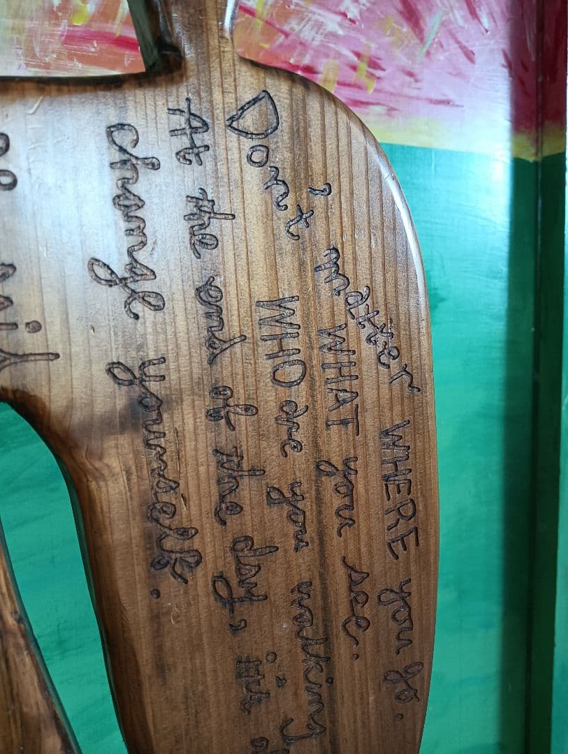 特大　猫型　木製アート彫刻　玄関先など幸せ招く猫