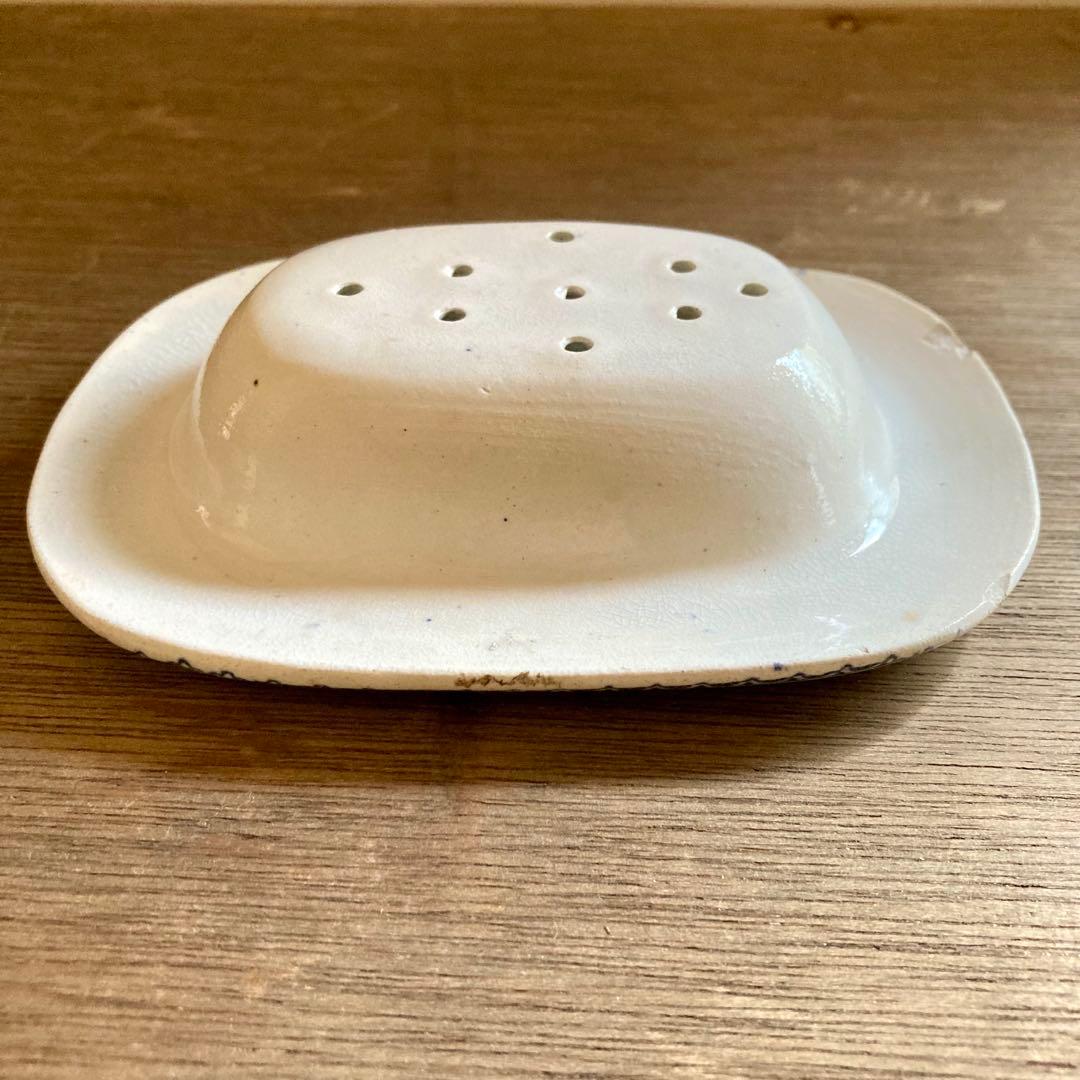 【アンティーク】 ソープディッシュ　石鹸置き　England