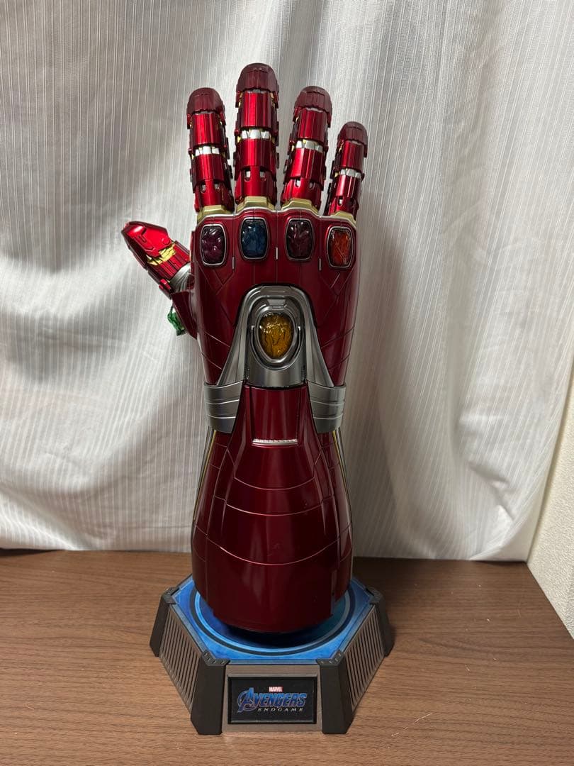 チ*ラ様 ホットトイズ１／１スケールレプリカ　ナノ・ガントレット