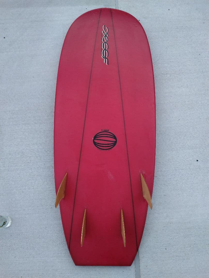 T-REEF ハンドシェイプ サーフボード 赤 クワッドフィン