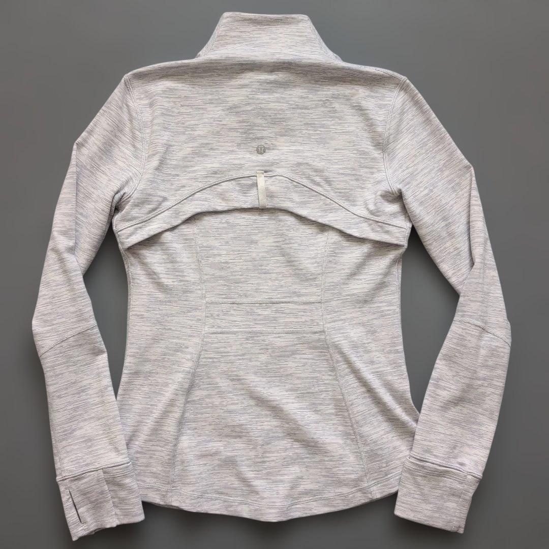 【極美品】ルルレモン　クロップDefineジップアップスウェットジャケット 8