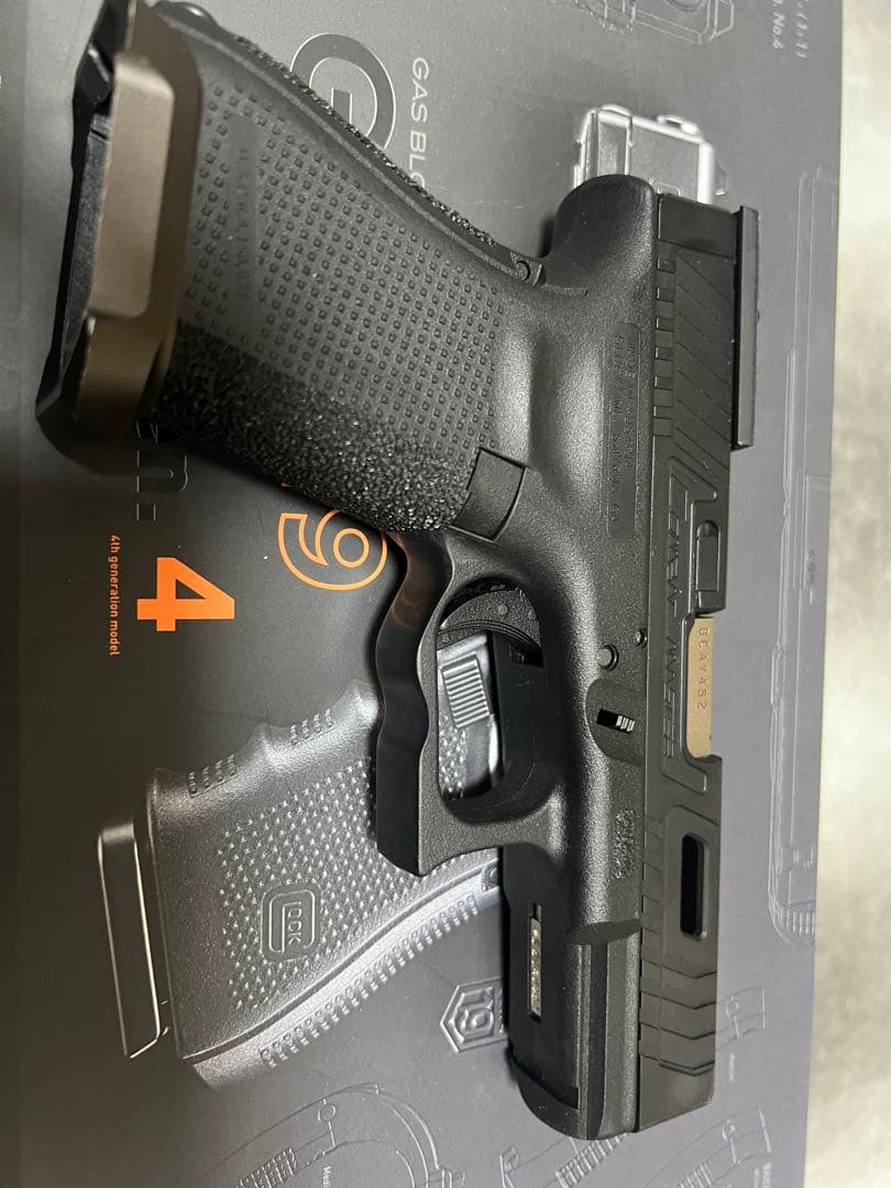 東京マルイGLOCK19Gen.4 momopapa製純正スライドカスタム