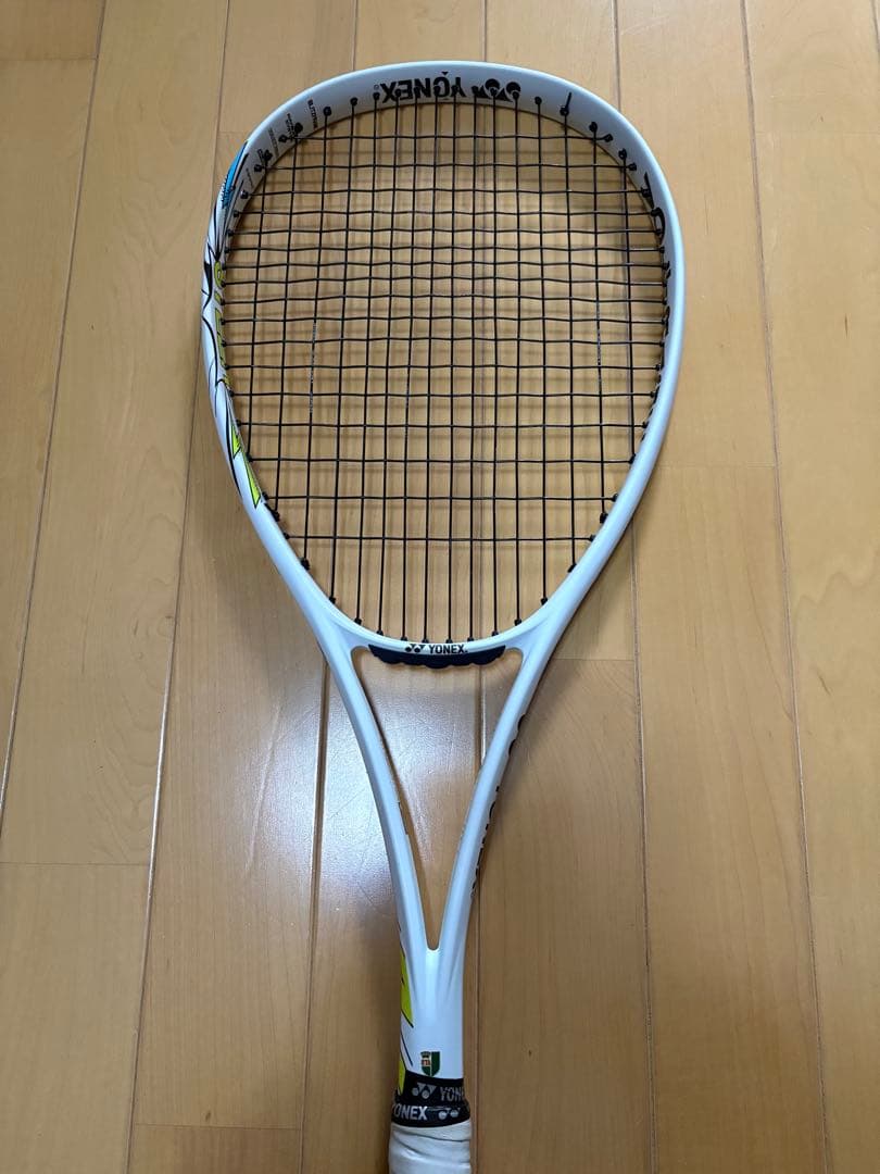 YONEX ボルトレイジ7vステア