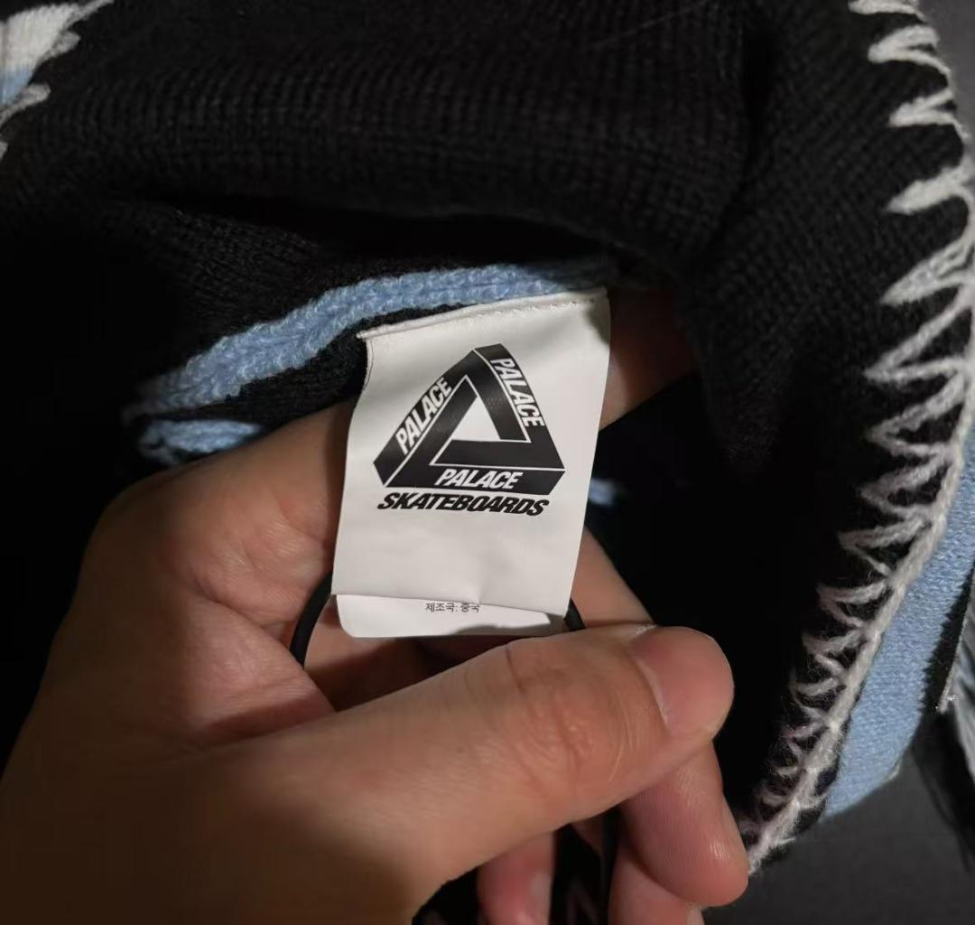 PALACE × UNION ペルビアンビーニー ブラック／ブルー