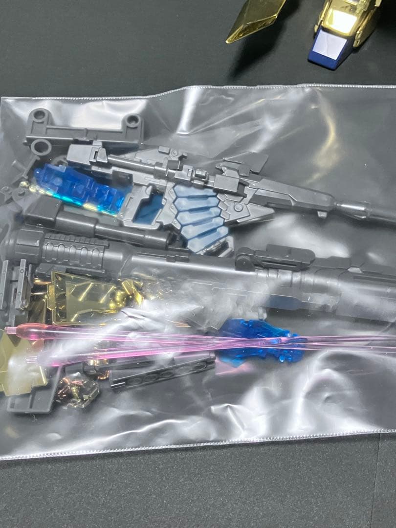 ＭＧ ユニコーンガンダム３号機 フェネクス （ナラティブVer.）　組立済み