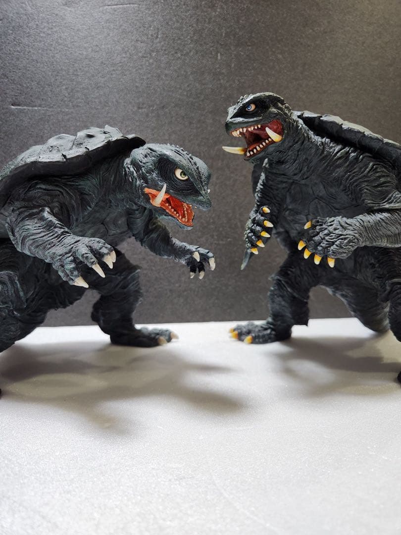 【プロ完成品】超レア！　海洋堂　ガメラ２　レギオンタイプ　ソフビ フィギュア