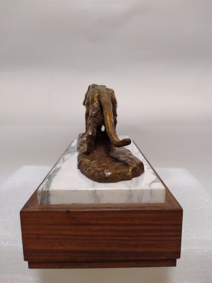 北村西望作　虎彫刻ブロンズ美品