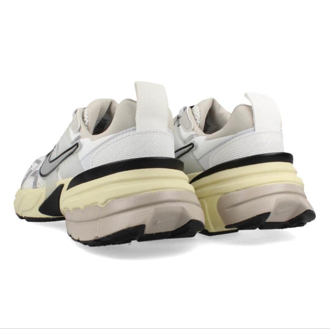 【入手困難】23cm NIKE W V2K RUN \"WHITE SILVER