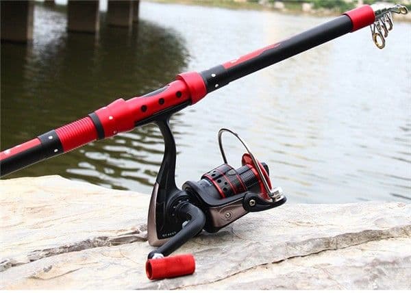 カーボン釣り竿セットスピニングリール コンパクトロッド 硬調2.7M 海釣り