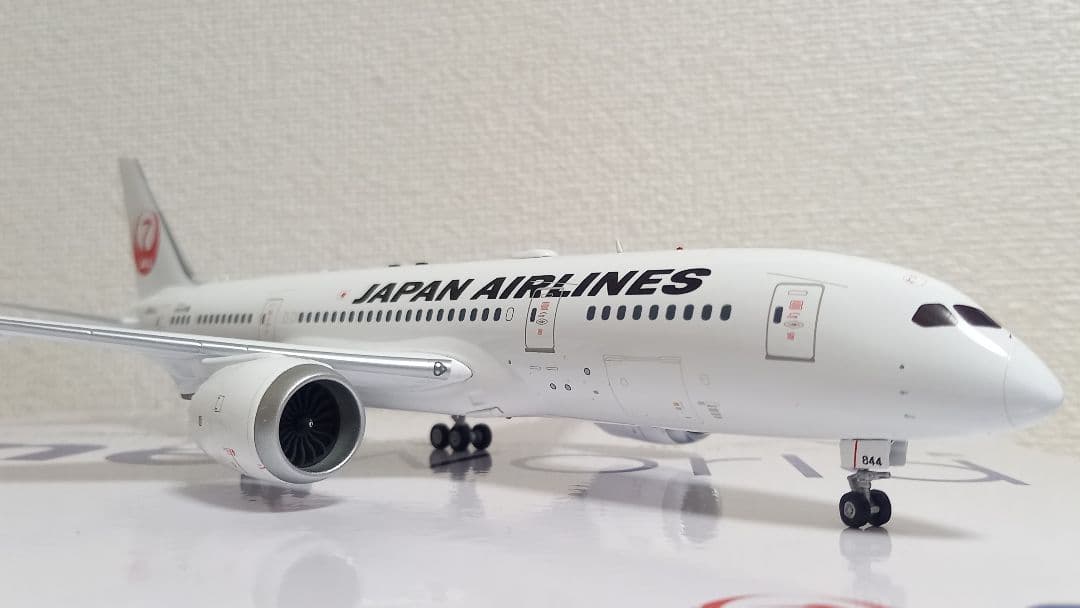 SQWings 1/200 JAL B787-8 JA844J 完成品