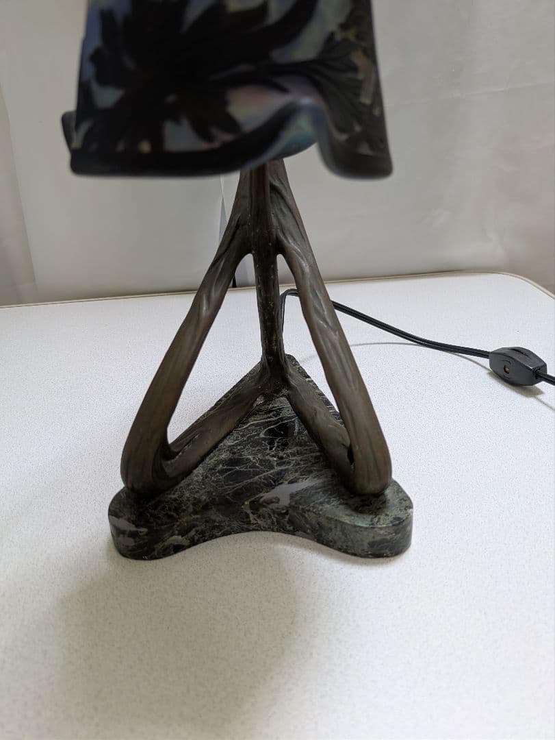 西洋アンティーク、アールヌーボーテーブルランプ