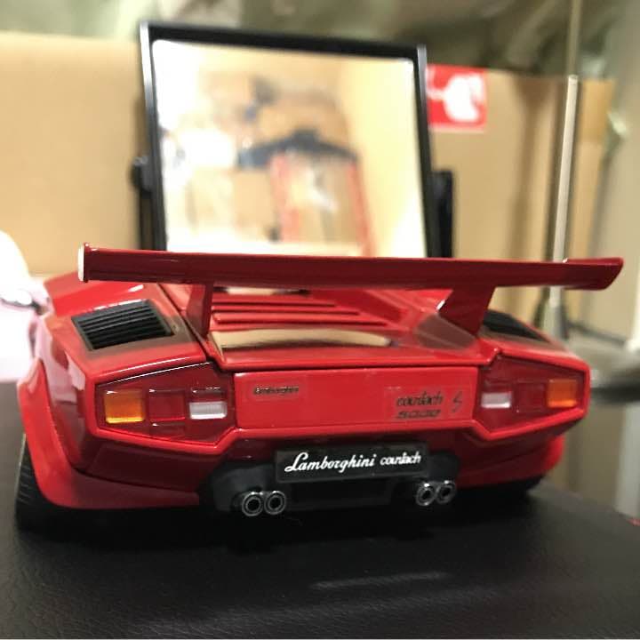1/18 ランボルギーニカウンタックLP5000Sカスタム