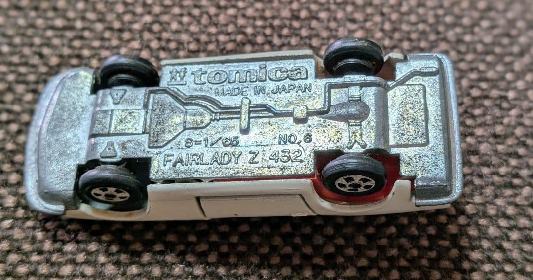 トミカ　NO6