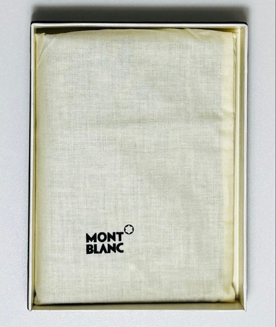 【極美品】モンブラン パスポートケース