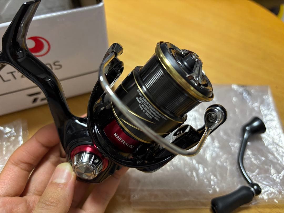 月下美人 23 LT 2000 S