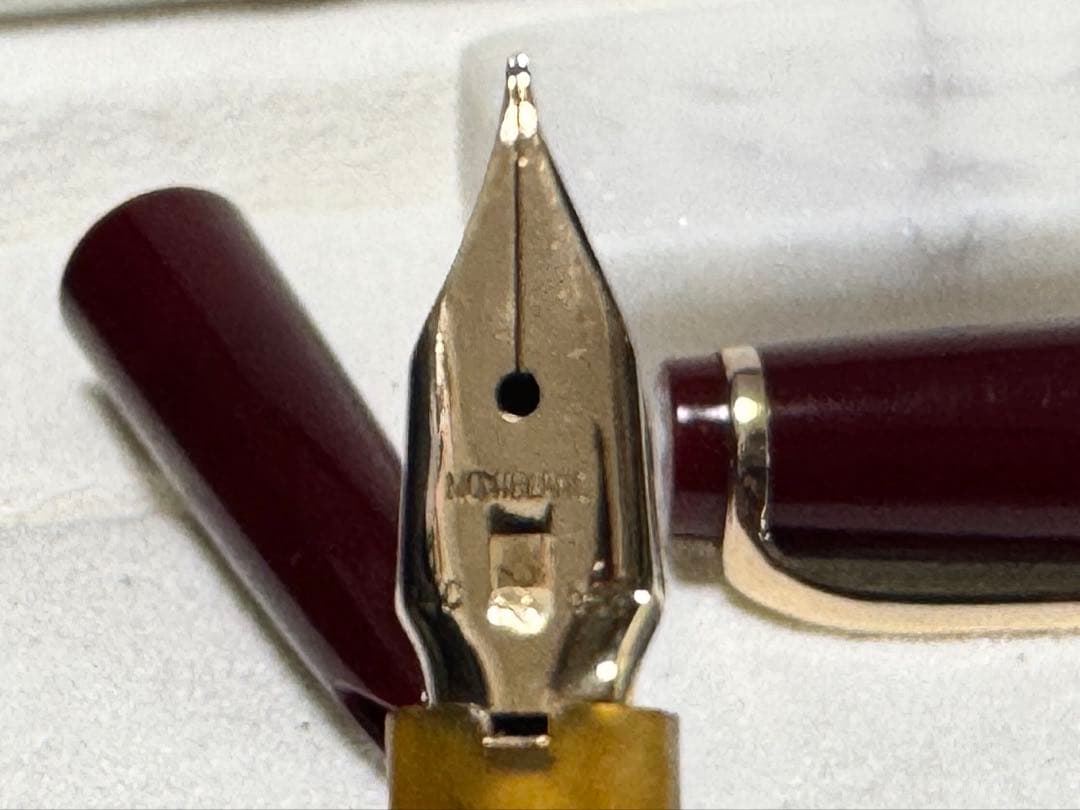 【極美品】モンブランNo22 万年筆ボルドー