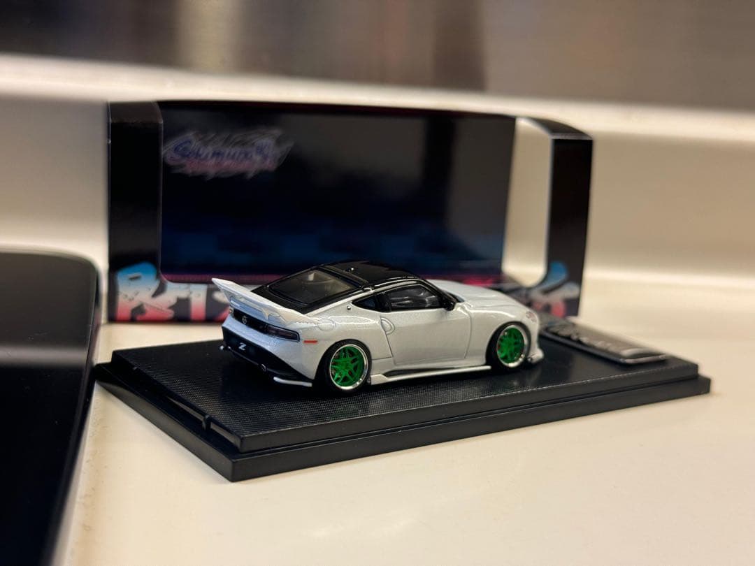 1/64 改326power日産 フェアレディZ 関村 ミニカー
