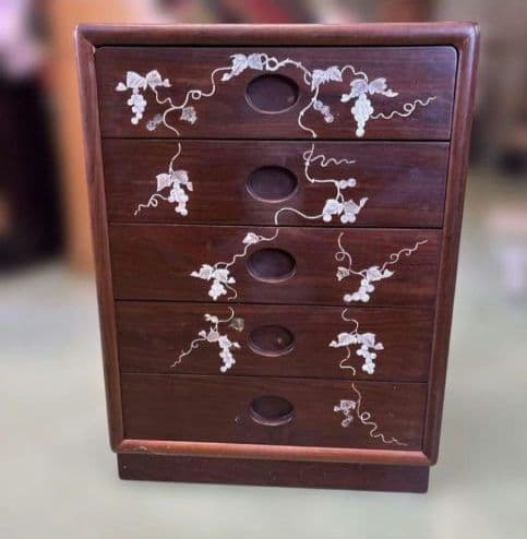 螺鈿家具 螺鈿細工 唐木 花梨 引き出し 6段 チェスト 無垢材　ラデン細工