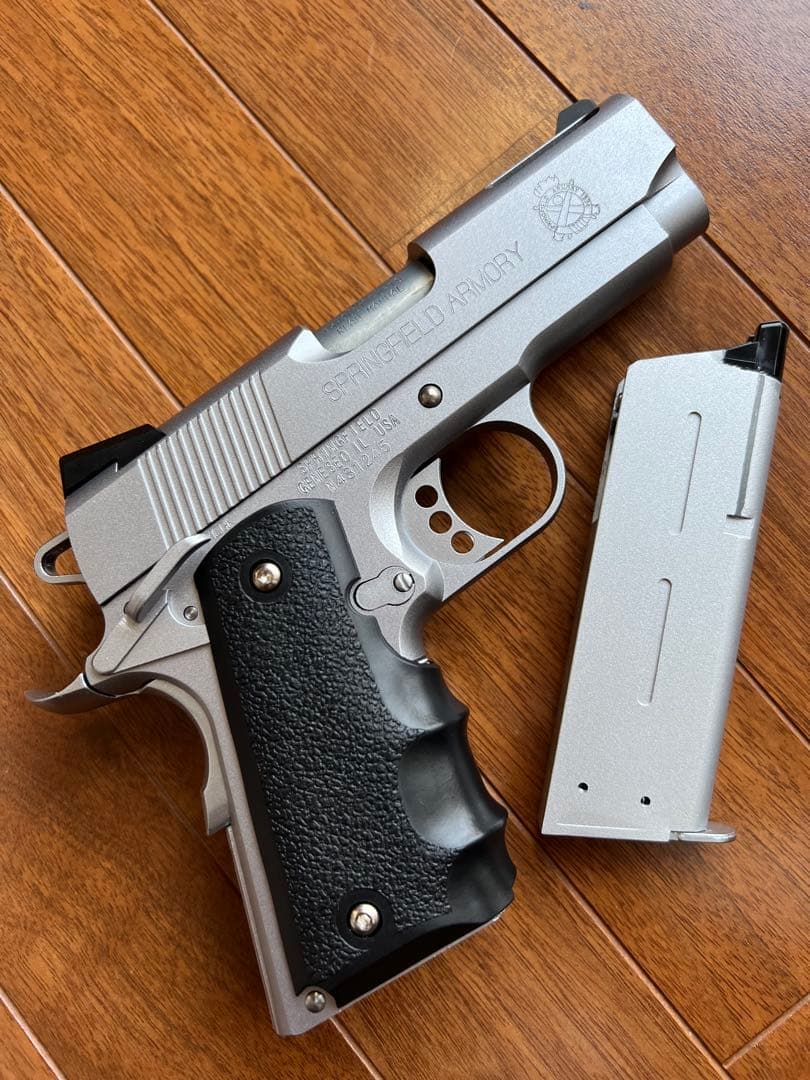 ウエスタンアームズ WA V10ウルトラコンパクト オールシルバー