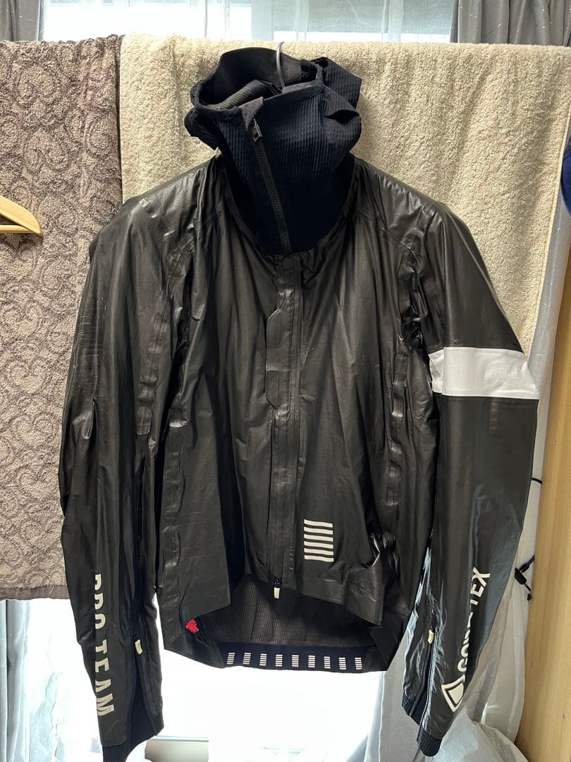 GORE-TEX RAPHA プロチーム インサレーティッドジャケット 黒　L
