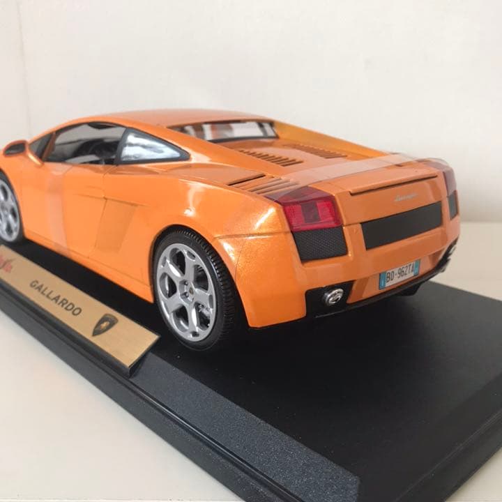 1/18 MAISTO ダイキャスト　ミニカー　ランボルギニー　GALLARDO