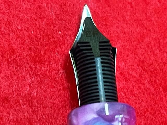 ほぼ未使用品 アウロラ カレイドスコーピオ ルーチェローザ 万年筆 EF 即送