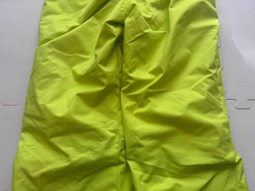 お値下げ歓迎デサントDESCENTE 子供用スキーウェア 140