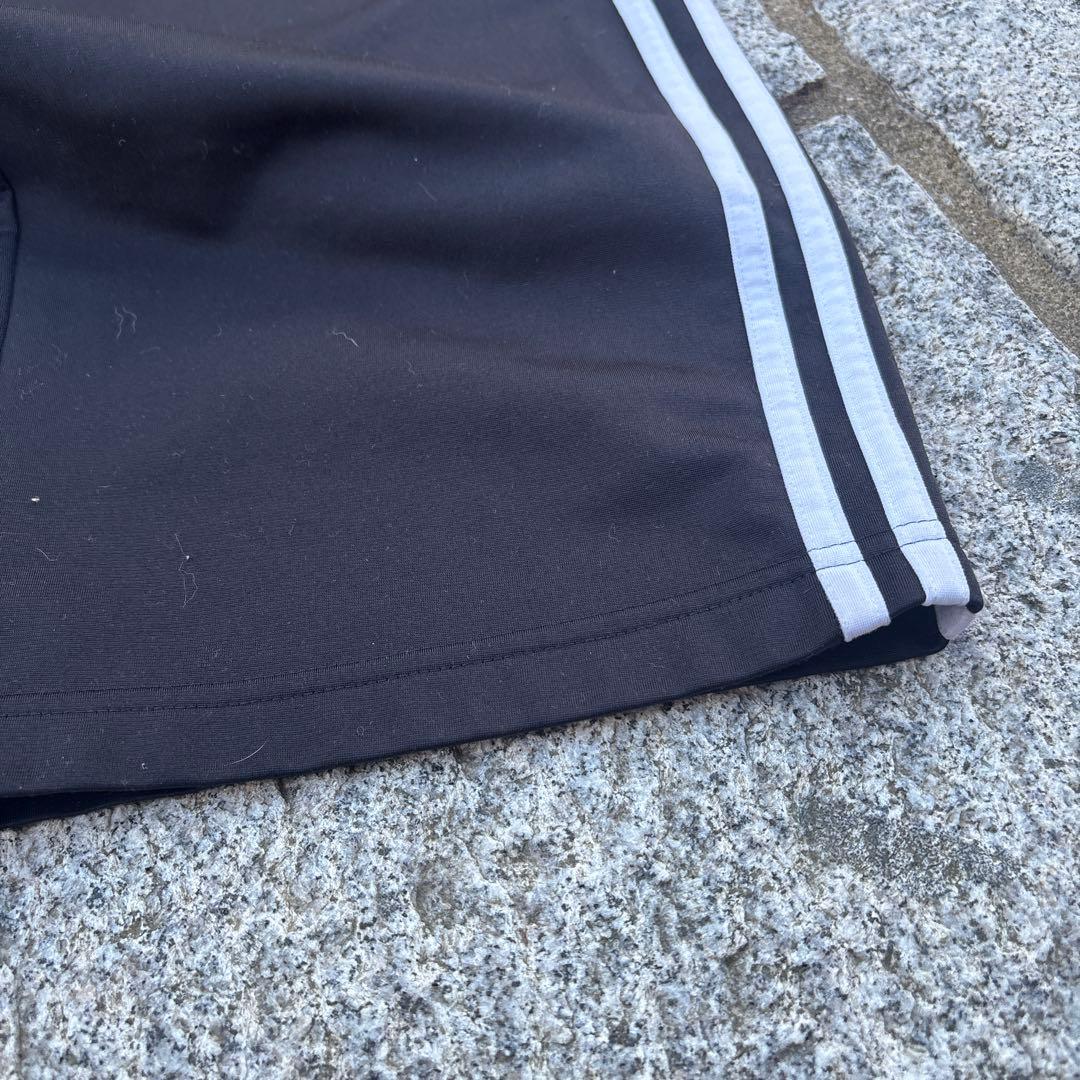 00s adidas トラックパンツ　太め　ハルキの古着