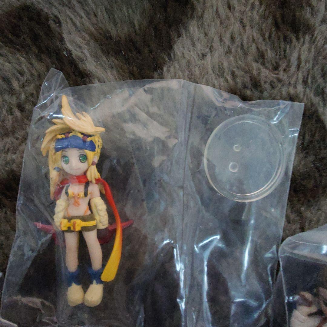 FFトレーディングアーツミニ　フィギュア 7体セット